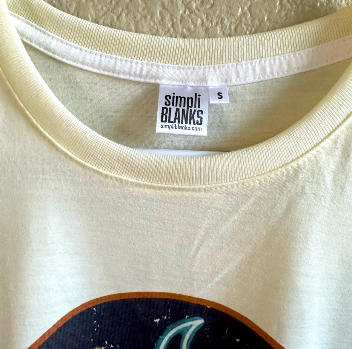 Women’s Neon Moon T-shirt NWOT