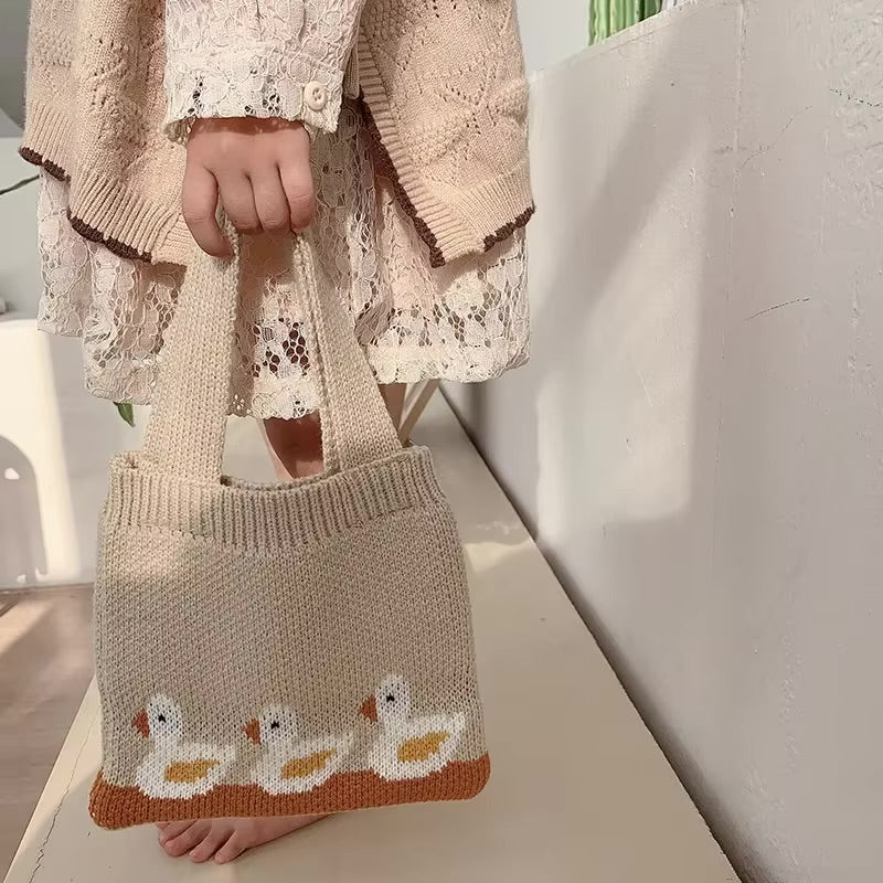 Knit shoulder bag
