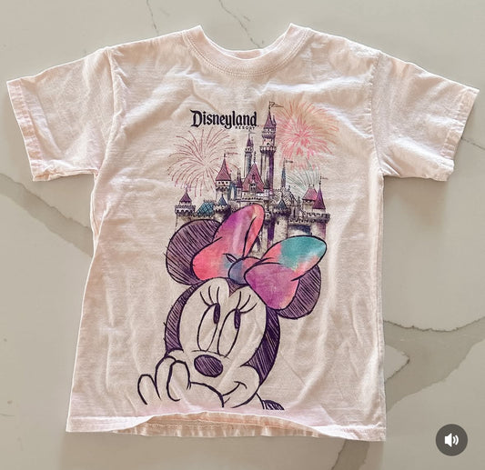 Disney Parks Mouse T 🎀