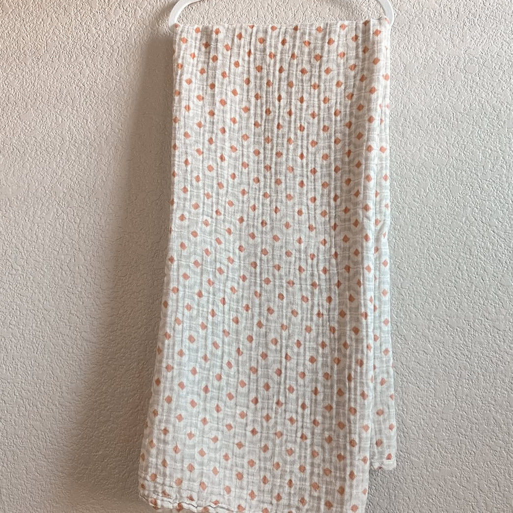 Westleemae swaddle