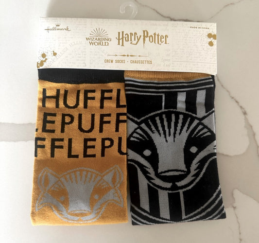 Hufflepuff socks NWT adult